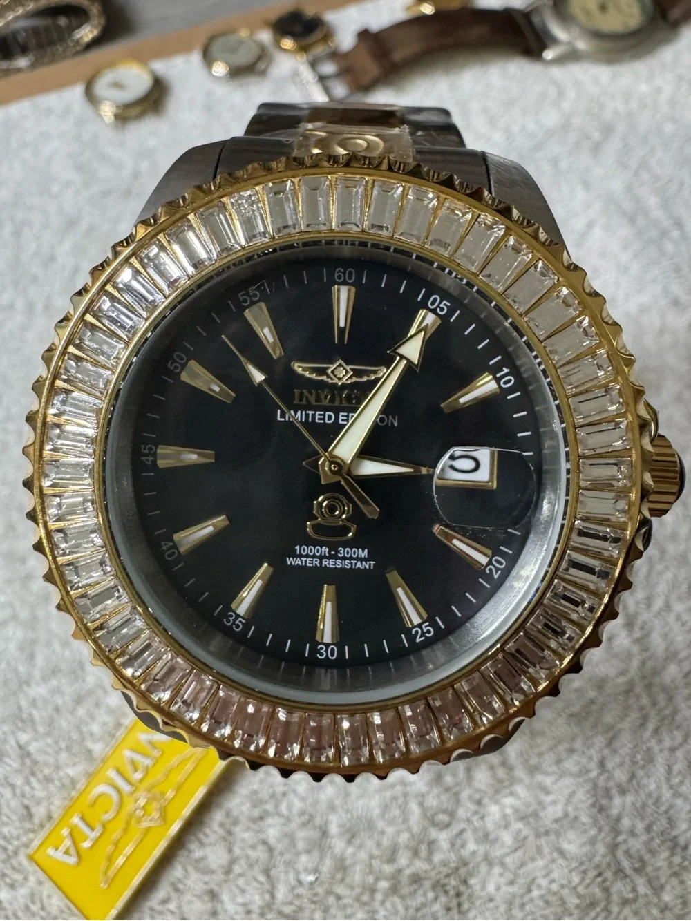 #185 Invicta diamond special edition Black Dial Men’s Watch with Gold-Tone Cryst